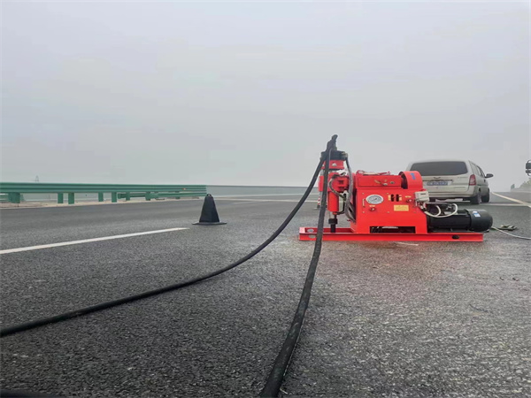 资阳马路路基路面开裂下沉注浆加固灌浆